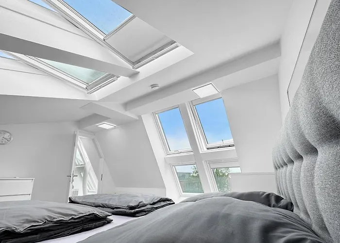 6 Zimmer Maisonette-Penthouse Pool Dachterrasse Luxus