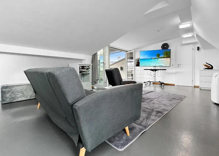 6 Zimmer Maisonette-Penthouse Pool Dachterrasse Luxus